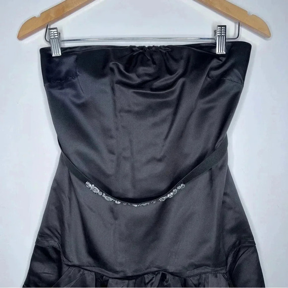 Vera Wang Black Silk Strapless Pocket Dress with Rhinestone Belt Size 4 - Picture 2 of 14